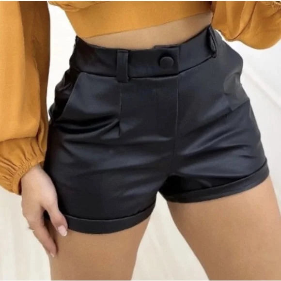 Short Feminino de Botão Courino Cirrê Imita Couro Fake